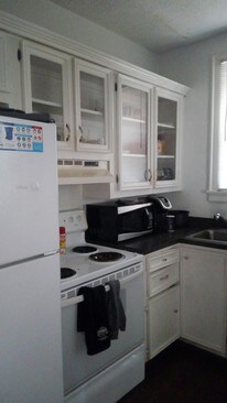 Kitchen - 806 Heidt St
