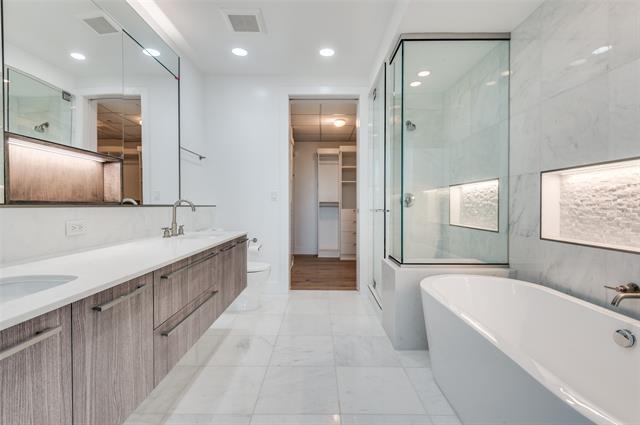 Building Photo - 3130 N Harwood St