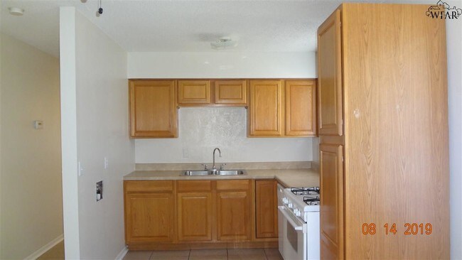 Building Photo - 1503 Covington St