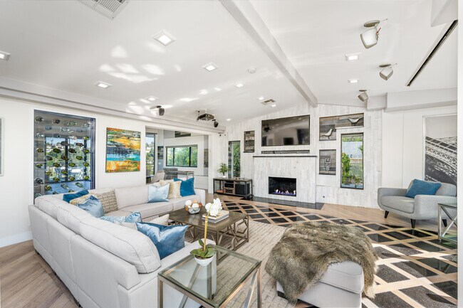 Building Photo - 3420 Blair Dr