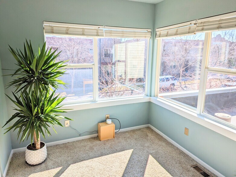 Building Photo - 2849 Syracuse Ct
