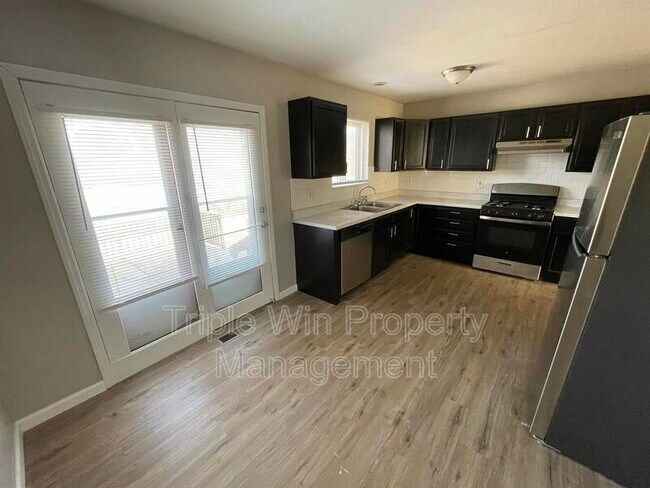 Building Photo - 1225 Carla Dr