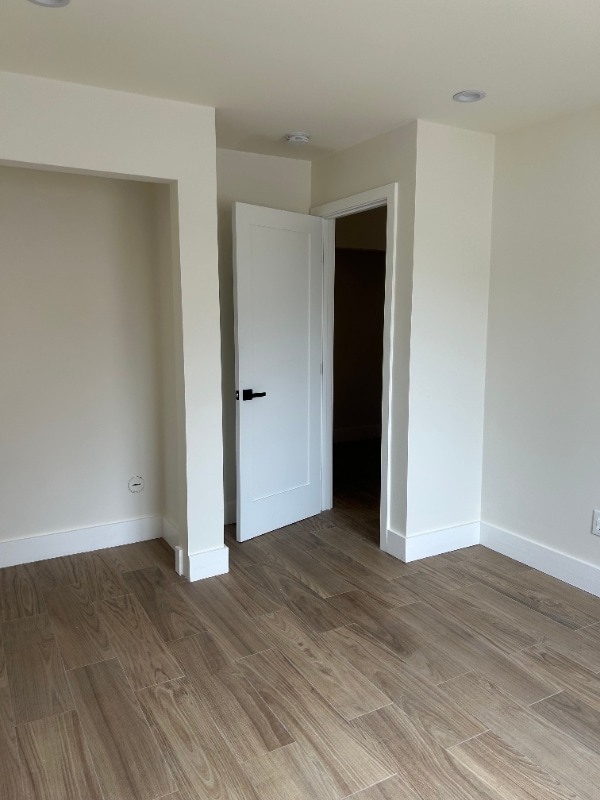 Building Photo - 825 W Colden Ave