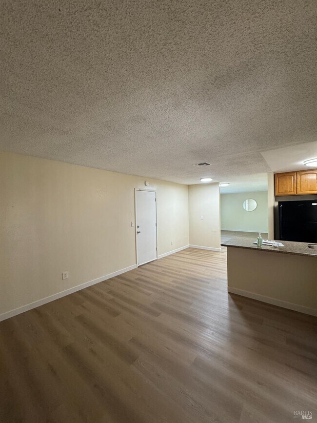 Building Photo - 120 Merrimac Ct