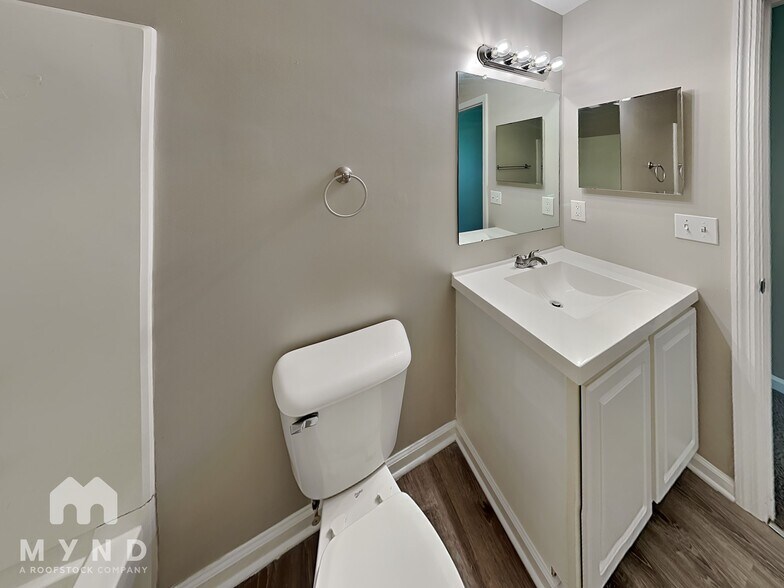 Building Photo - 2069 Prominence Dr
