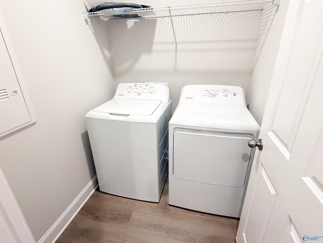 Building Photo - 118 Fuller Dr