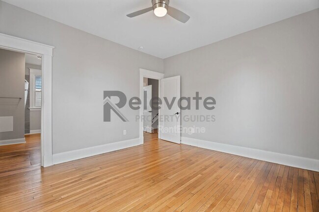 Building Photo - 3204 North Ave