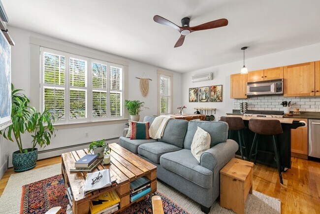 Building Photo - 432 Norfolk St