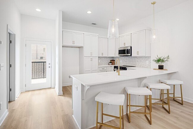 Primary Photo - 351 Wellows Chase