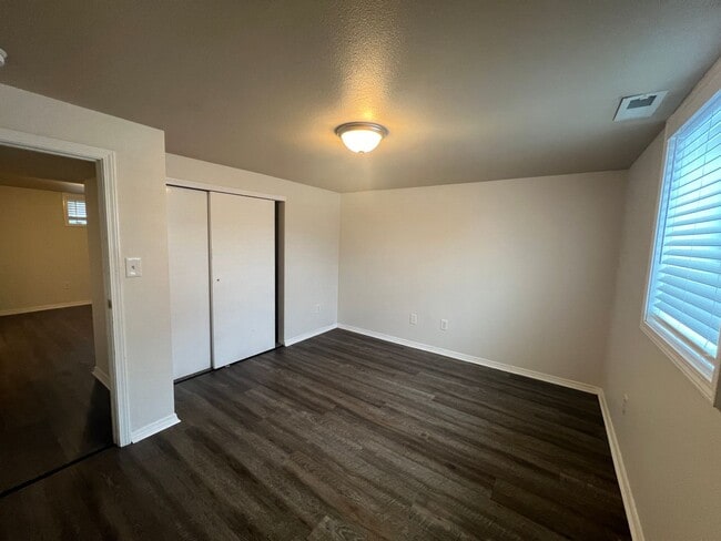 Building Photo - Non-Refundable & Security Deposit Total: $1400.00