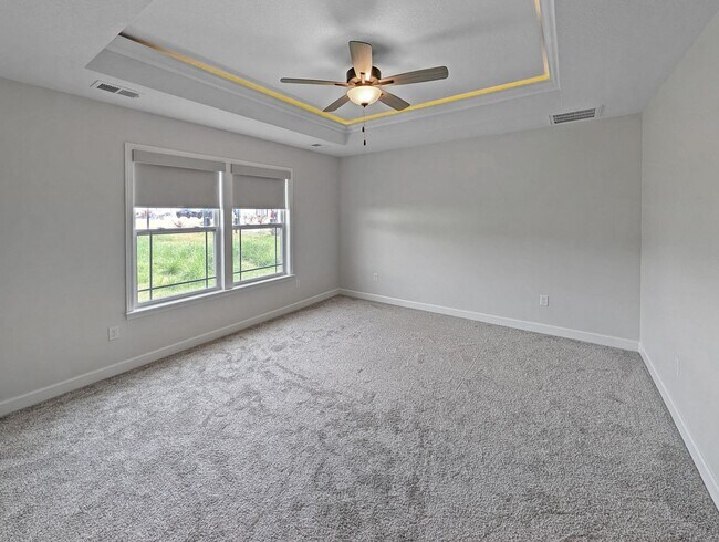 Building Photo - ALMOST NEW HOME IN SPARTANBURG READY FOR A RENTER!