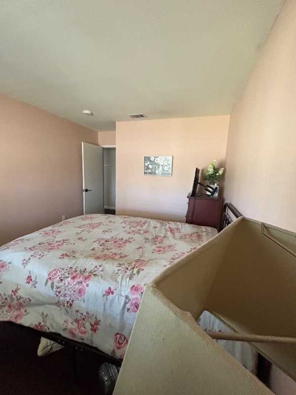 Building Photo - 35887 Lourdes Dr