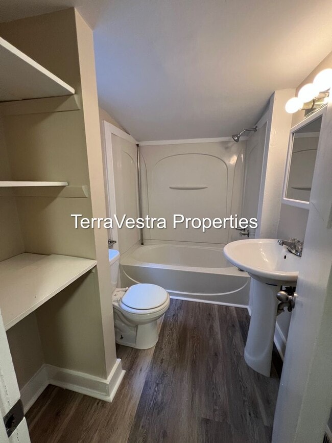 Building Photo - 2 Bed in Millville! Eligible for $500 Security Deposit.