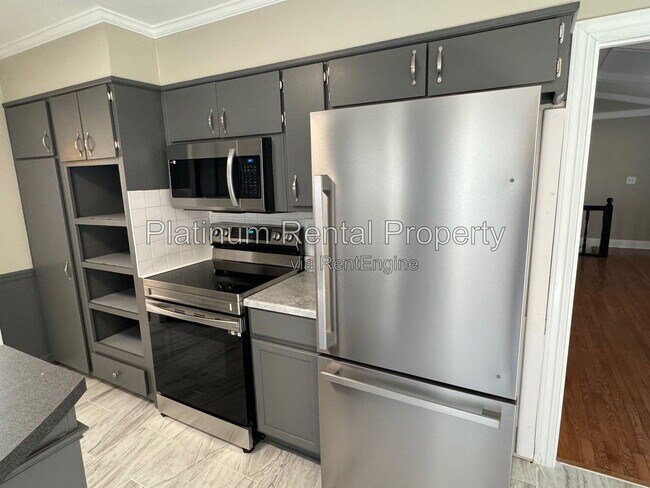 Building Photo - 3953 Sunflower Way NW