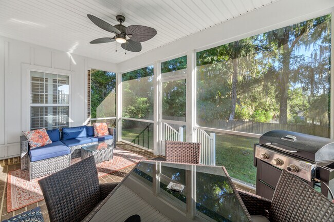 Building Photo - 2665 Breton Ridge Dr