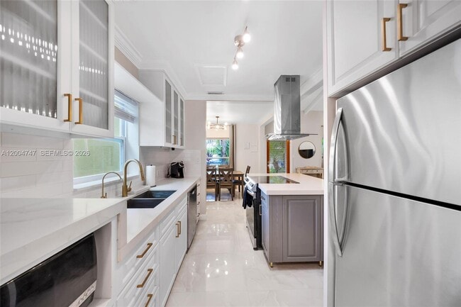 Building Photo - 1050 Harrison St