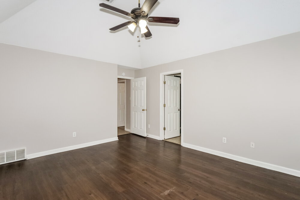 Building Photo - 1171 Stable Run Dr