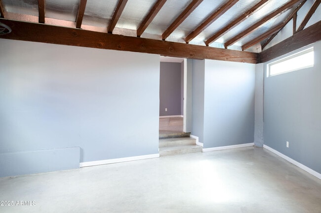 Building Photo - 4123 E Darrow St