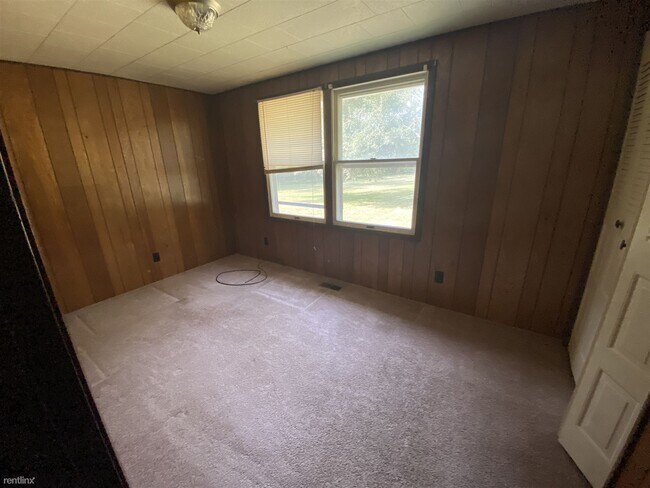 Building Photo - 3 br, 1.5 bath House - 12415 W Michigan Ave