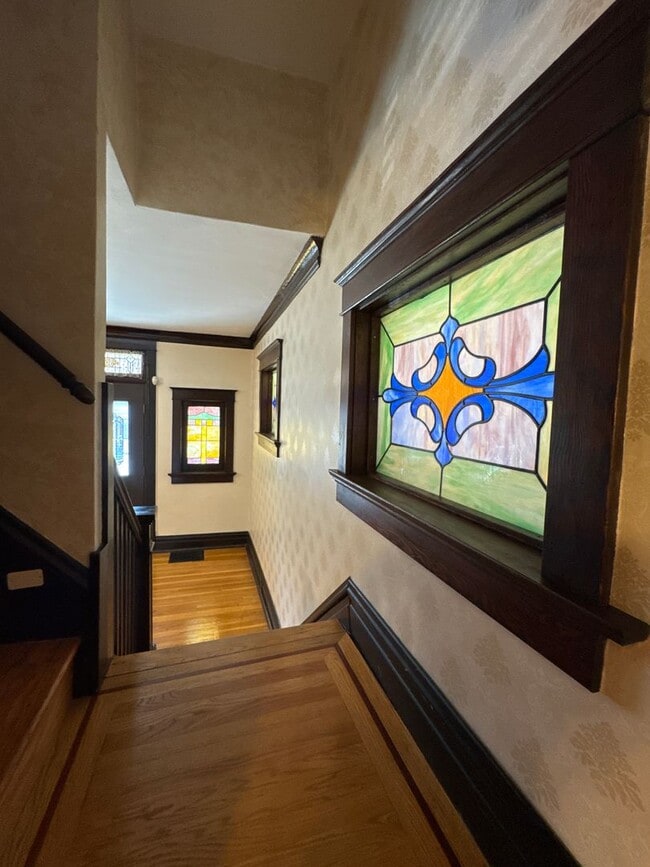 Building Photo - 4949 Nottingham Ave