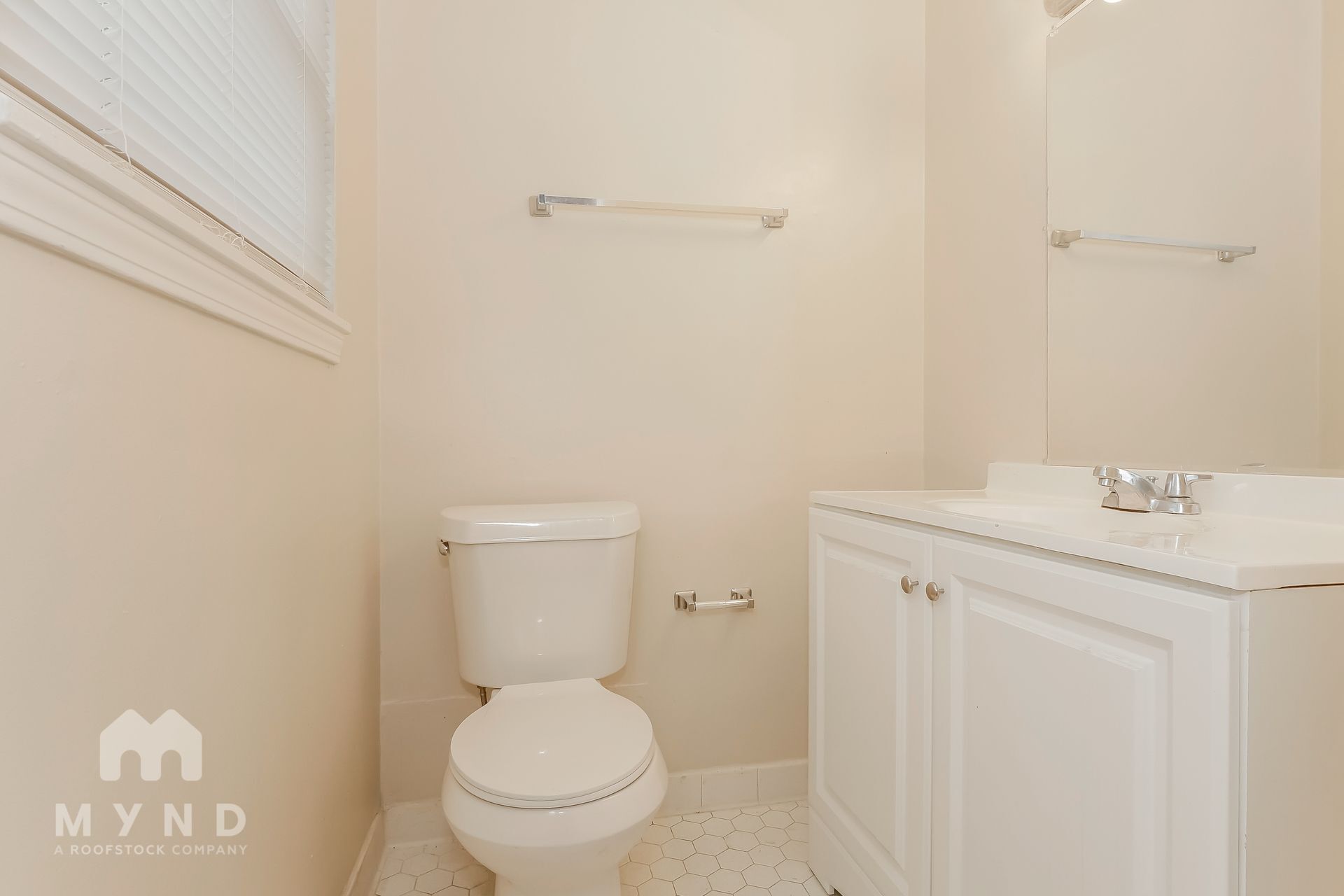 Building Photo - 8206 Whitehead Dr