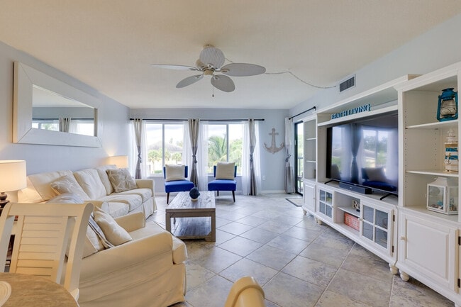 Building Photo - 2400 S Ocean Dr