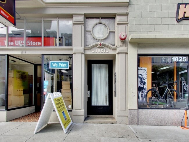 Building Photo - 1821 Polk St