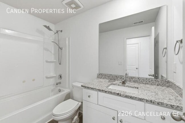 Building Photo - 2206 Cancellara Ct