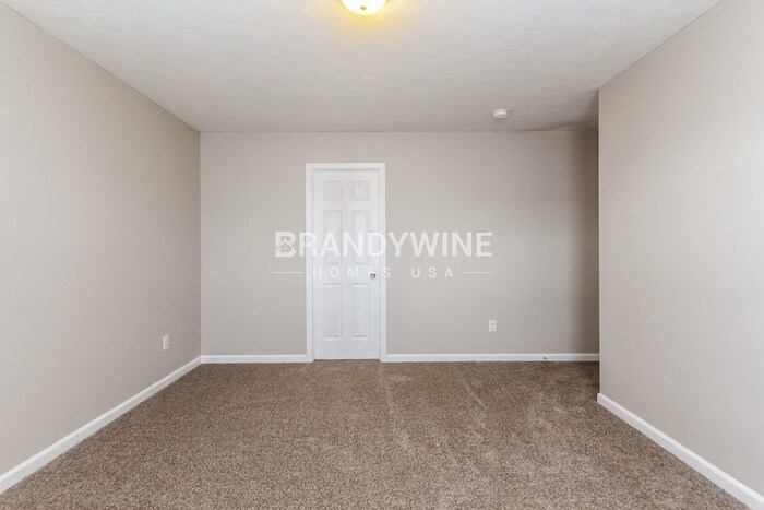 Building Photo - 8043 Fisher Bend Dr