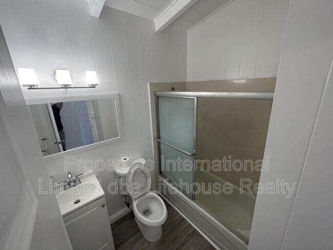 Building Photo - 99-790-790 Hukaa St