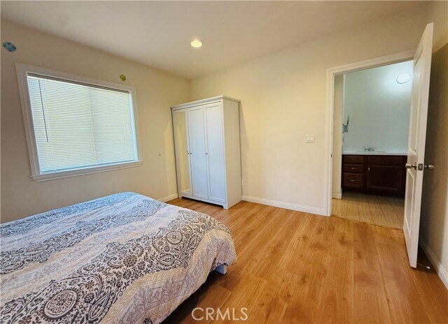 Building Photo - 5717 Alessandro Ave