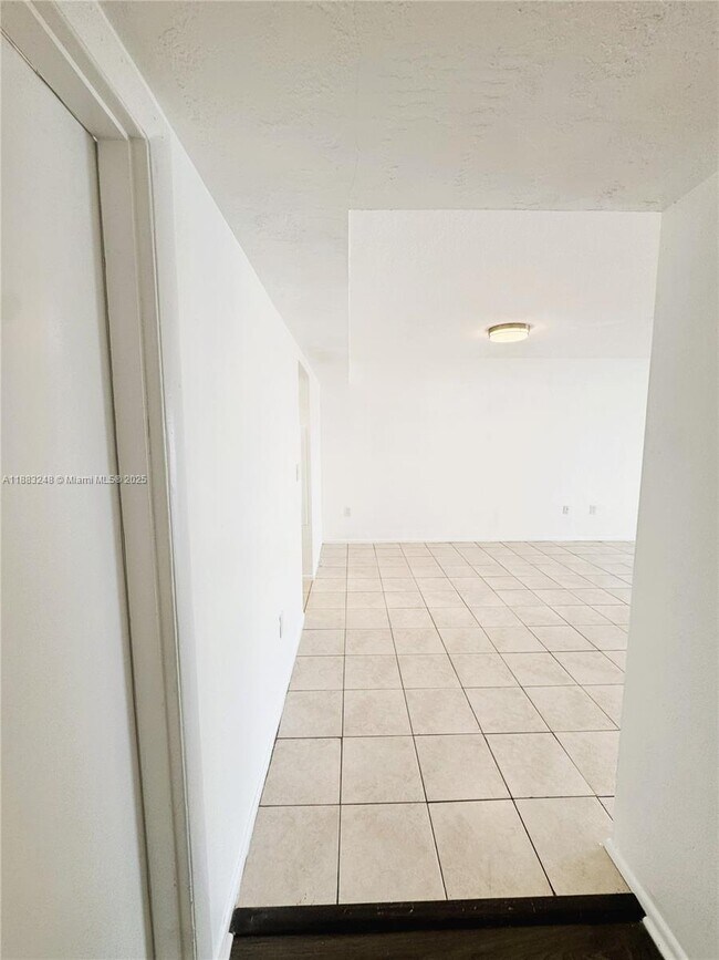 Building Photo - 7340 SW 82nd St