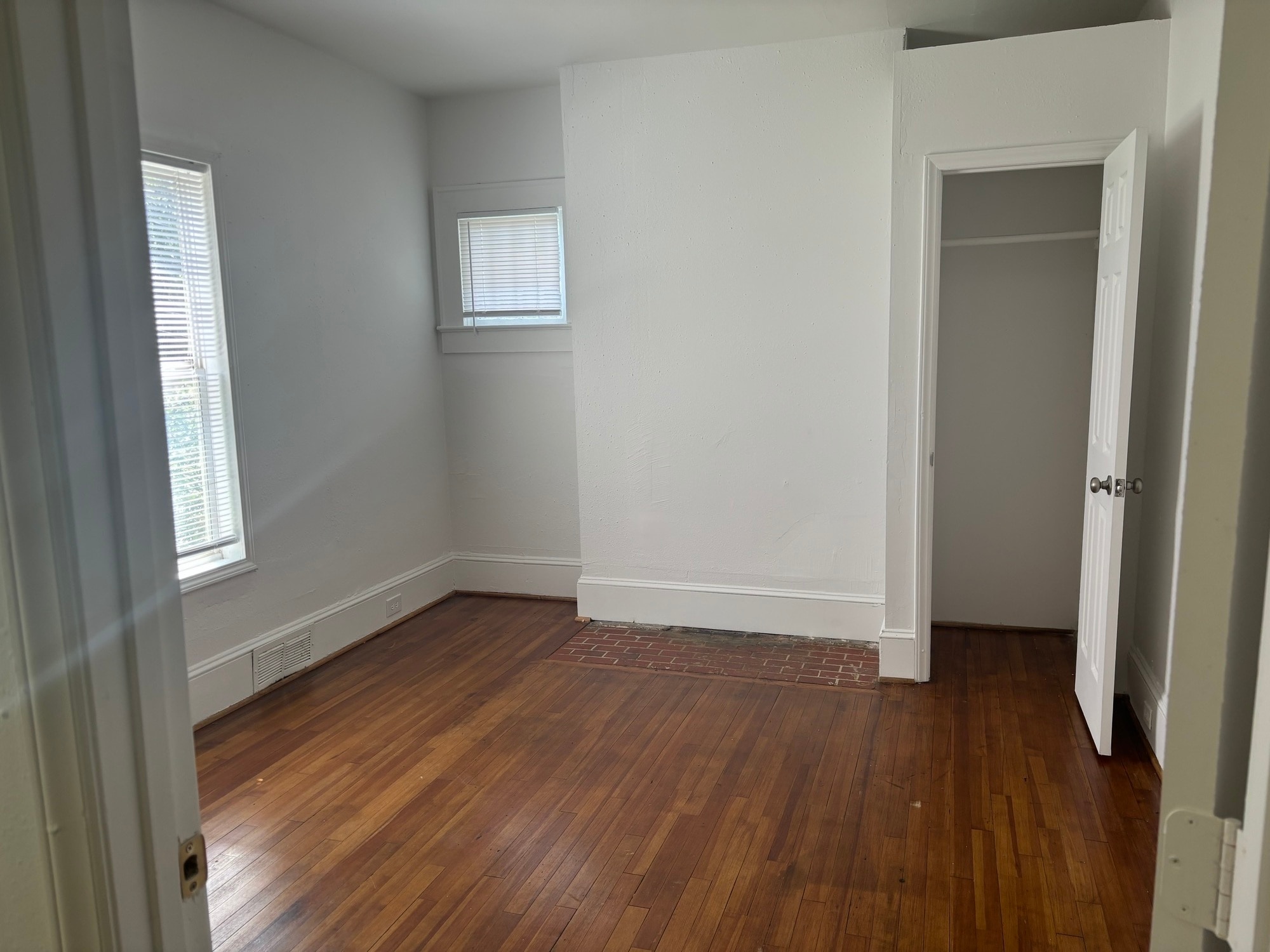 Building Photo - 1917 NE 25th St