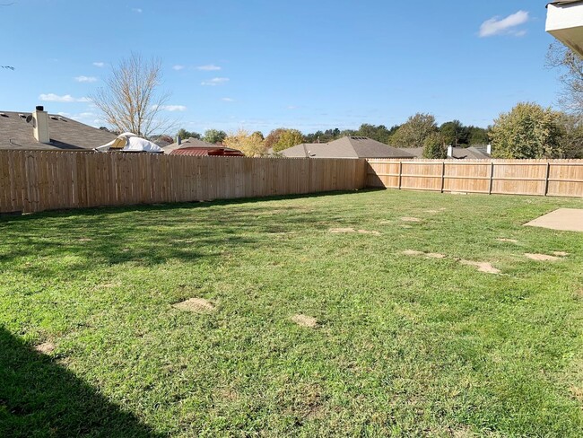 Building Photo - Beautiful 3 Bedroom, 2 Bath Home in Flint!