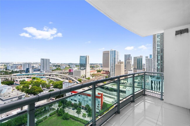 Building Photo - 350 S Miami Ave