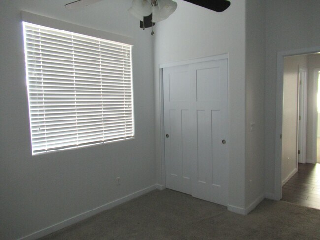 Building Photo - MULBERRY