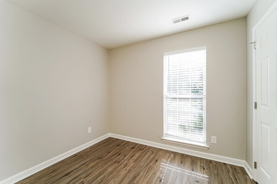 Building Photo - 9232 Kimmel Ln