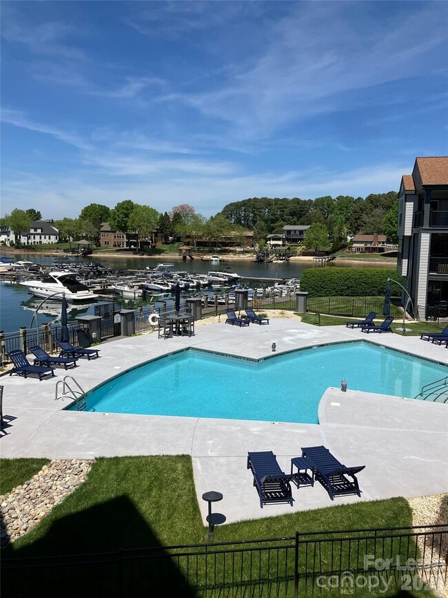 Building Photo - 18809 Vineyard Point Ln