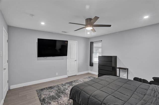 Building Photo - 2381 TX-56