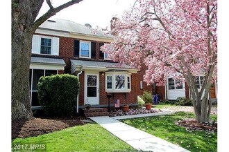 Building Photo - Wonderful Home in Great Arlington Location!
