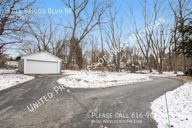 Building Photo - Tours Estimated to Begin 2/21 | 3 Bedroom ...