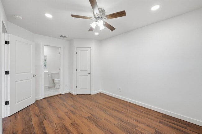 Building Photo - 8708 Ronnie St