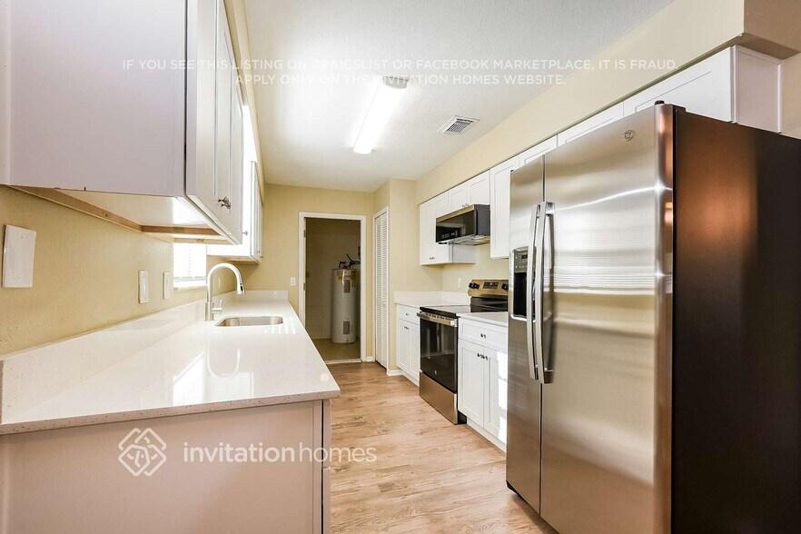 Building Photo - 772 Mentmore Cir