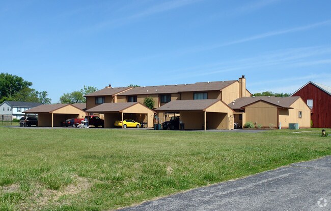 Building Photo - Last Farm Townhouses