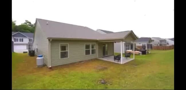 Building Photo - 468 Timberwood Dr