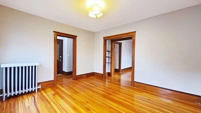 Building Photo - 17 Oakledge St