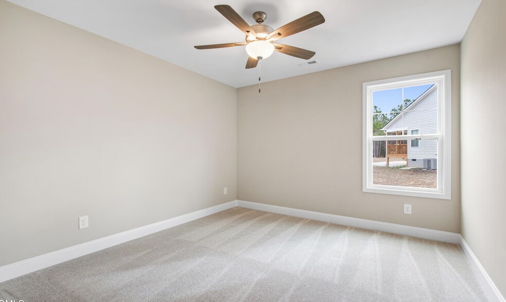 Building Photo - 77 Falls Riv ct