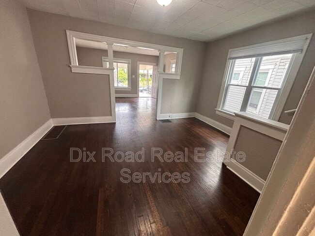 Building Photo - 34 Santa Clara Ave