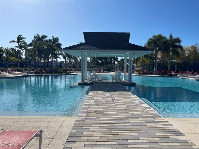 Building Photo - 6984 Saona CT