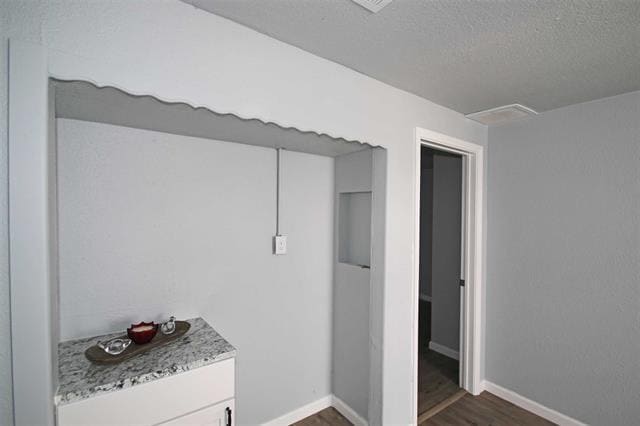 Building Photo - 1307 Joslin St
